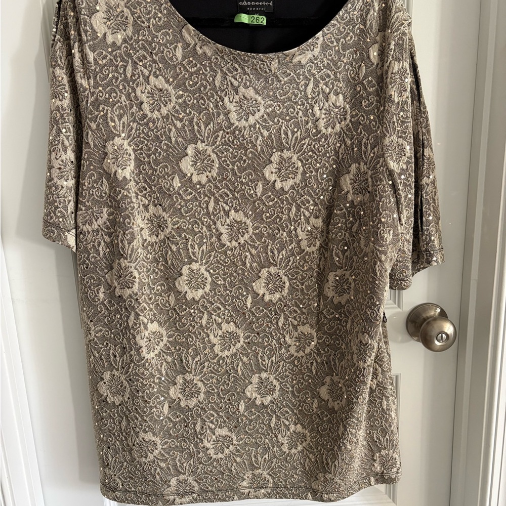 Connected Apparel Beige Floral Blouse